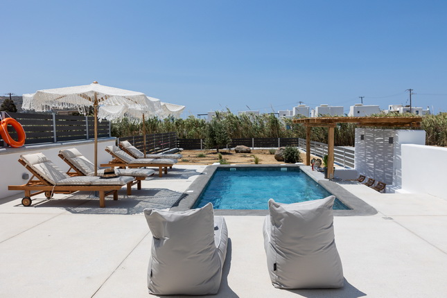 Villa with private pool in Naxos